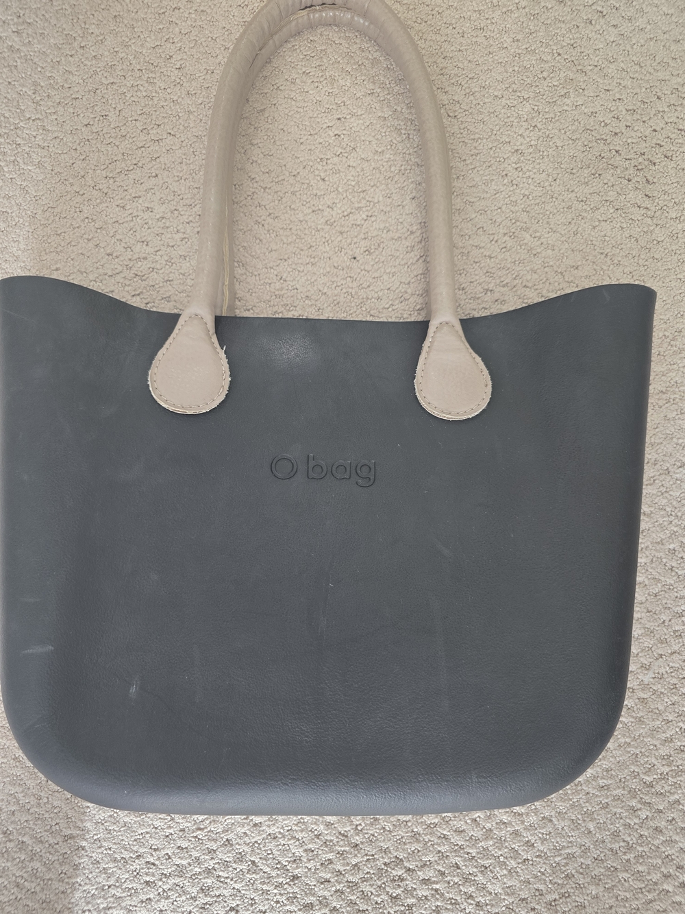 O Bag Two-Tone Tote in Black and Cream
